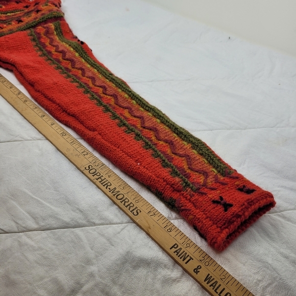 Newari hand knit red wool cardigan sweater Icelandic Design cozy artsy NWT S/M - Picture 7 of 11